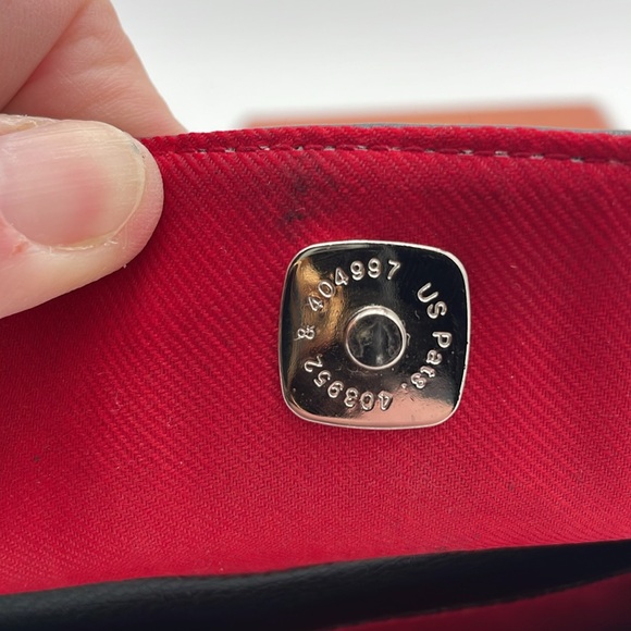 Black Liz Claiborne shoulder bag - Picture 4 of 12